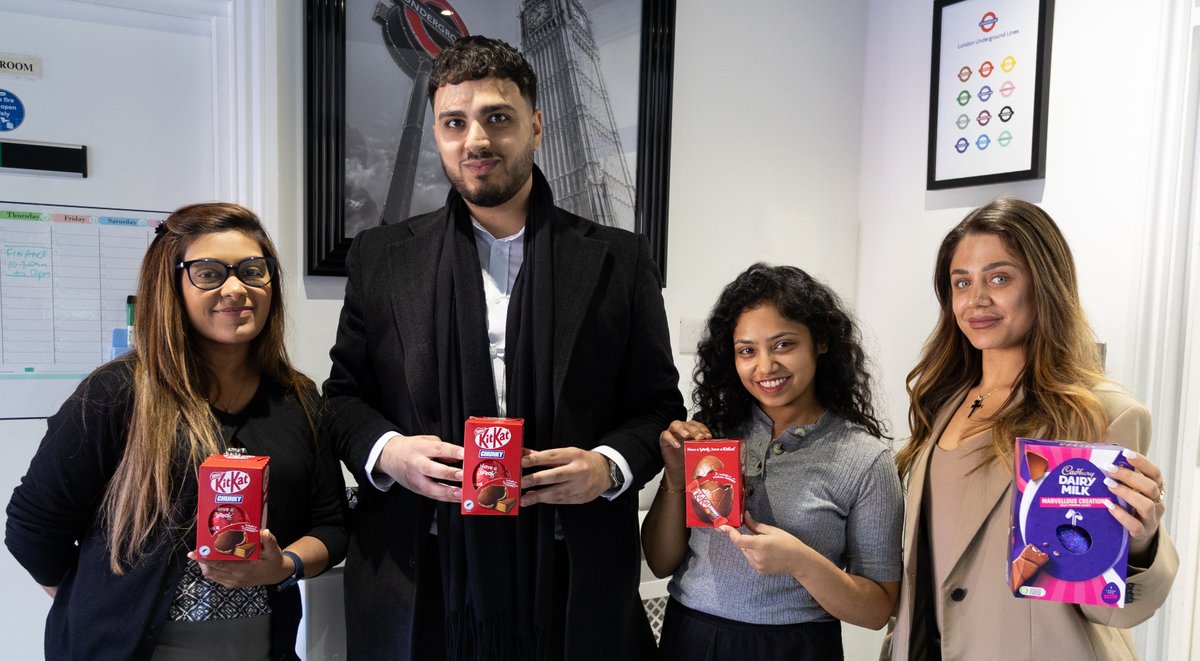 IntSolRecruit's tweet image. Easter started early in the office this week. As we head into the long weekend, we’d like to wish everyone a peaceful Good Friday and a joyful Easter weekend ahead.

#IntSolRecruitment #HappyEaster #GoodFriday #TeamIntSol #EasterVibes #WorkCulture  #EasterWeekend