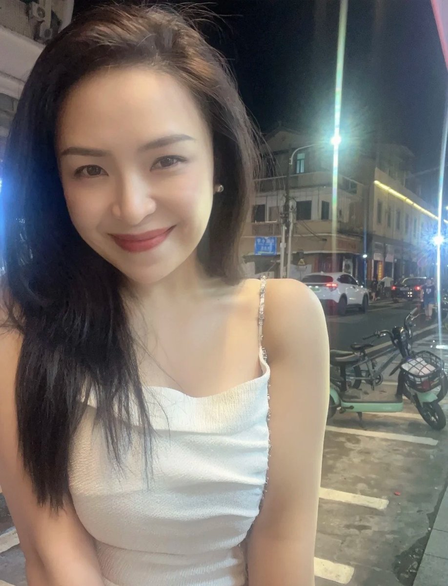 女人还是需要男人的滋润皮肤才会更好

这几天感觉皮肤越来越好了，周末有约的吗？