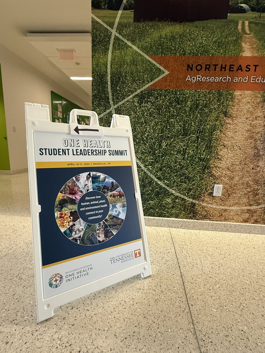UTOneHealth's tweet image. Day 2 of the #OneHealth Student Leadership Summit is underway! We have an exciting lineup of speakers and some really fun activities planned today.
