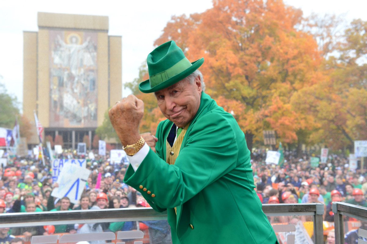 RGIII's tweet photo. Thank you Lee Corso.
Thank you for your passion for College Football.
Thank you for your storytelling.
Thank you for being a great teammate to all who had the honor of working with you.
One more show, but we all know you will be missed on TV.
But most of all, you will be remembered.
Your impact was LEGENDARY.