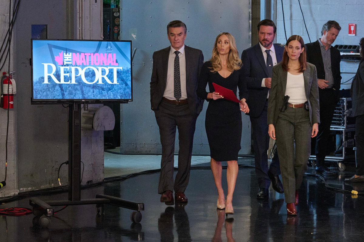 Vandiekins22's tweet photo. Don’t miss me TONIGHT!! Watch an all-new episode of @lawandorderto at 10/9c on @Citytv or stream it on Citytv+ 

Directed By #SudzSutherland 
@larkproductions @cameronpicstv 

#LawandOrderToronto
#LawandOrderThursday https://t.co/afMuX3O17n