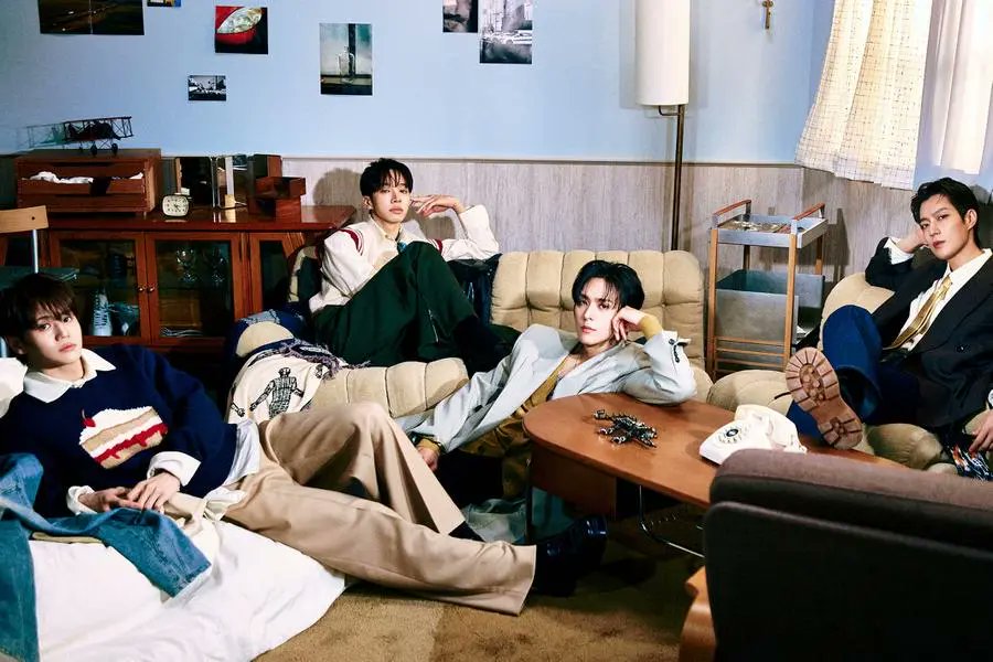 soompi's tweet image. #HIGHLIGHT Drops More Concept Photos Ahead Of "From Real To Surreal" Comeback
soompi.com/article/173588…
