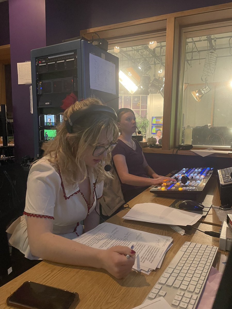 ch8ksu's tweet photo. Our Directors and Producers are hard at work to prepare for our show at 10:30! 

Watch on Channel 8 News or live on Youtube! https://t.co/iFR0Th1xOz