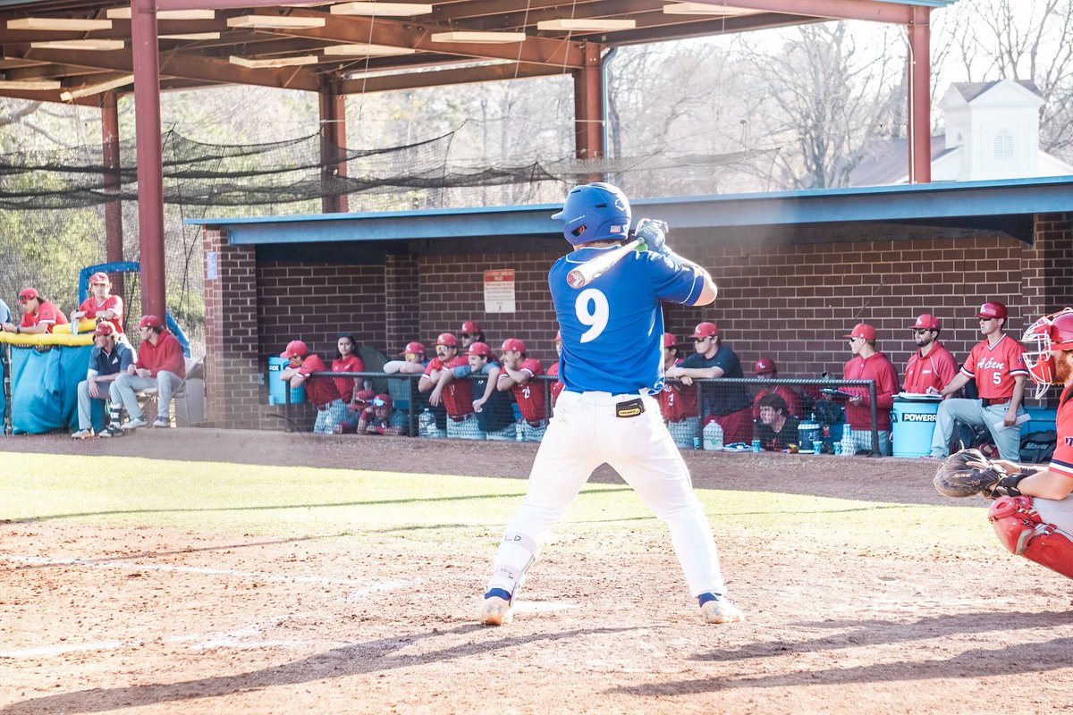 HughesmanTyler's tweet photo. Currently entering the portal due to limestone university closing its door. @Limestone_BSB. open to any opportunity’s please contact me at (704) 792-8075 

pos:Mif
bat:righty
height/weight:5’8 180 https://t.co/yxEhg1AJS3