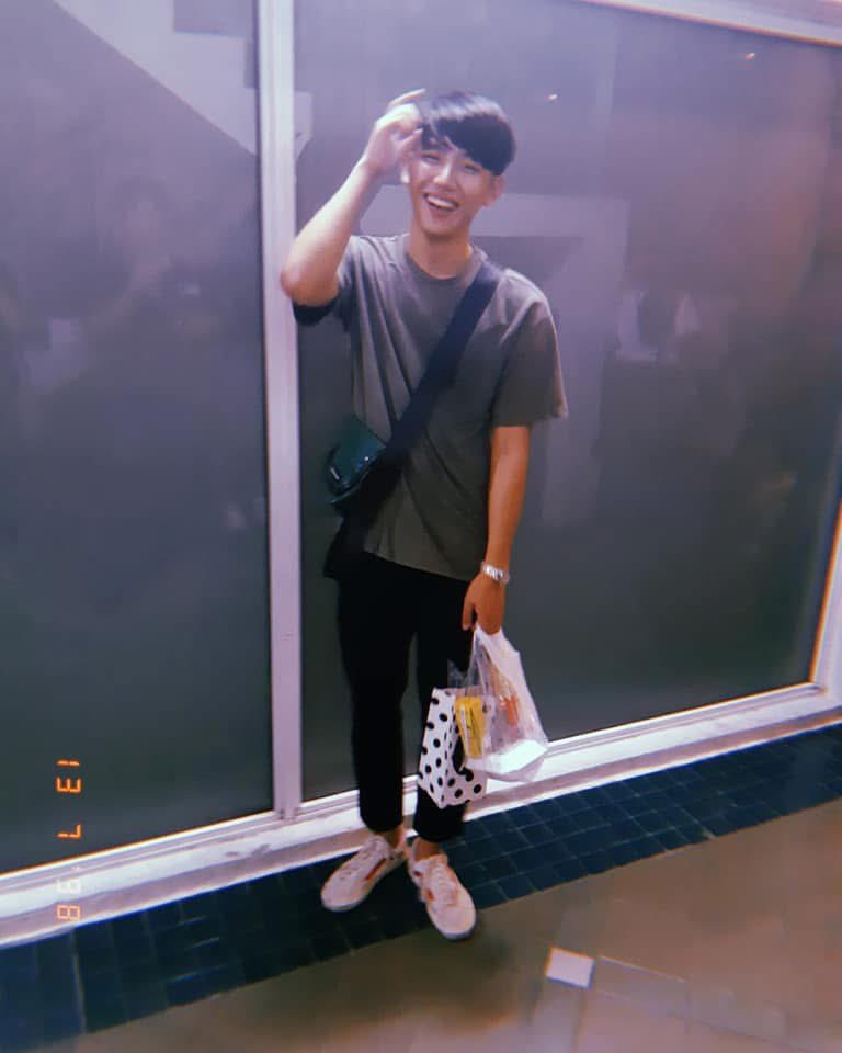 tttakehome's tweet photo. ยินดีที่ได้รู้จักมา 7 ปีแล้ว ผมจะเป็นฟคพี่ตัลหลอดไปฮะ @titlekplee #LBC7yearslater https://t.co/zJfx6toKx9
