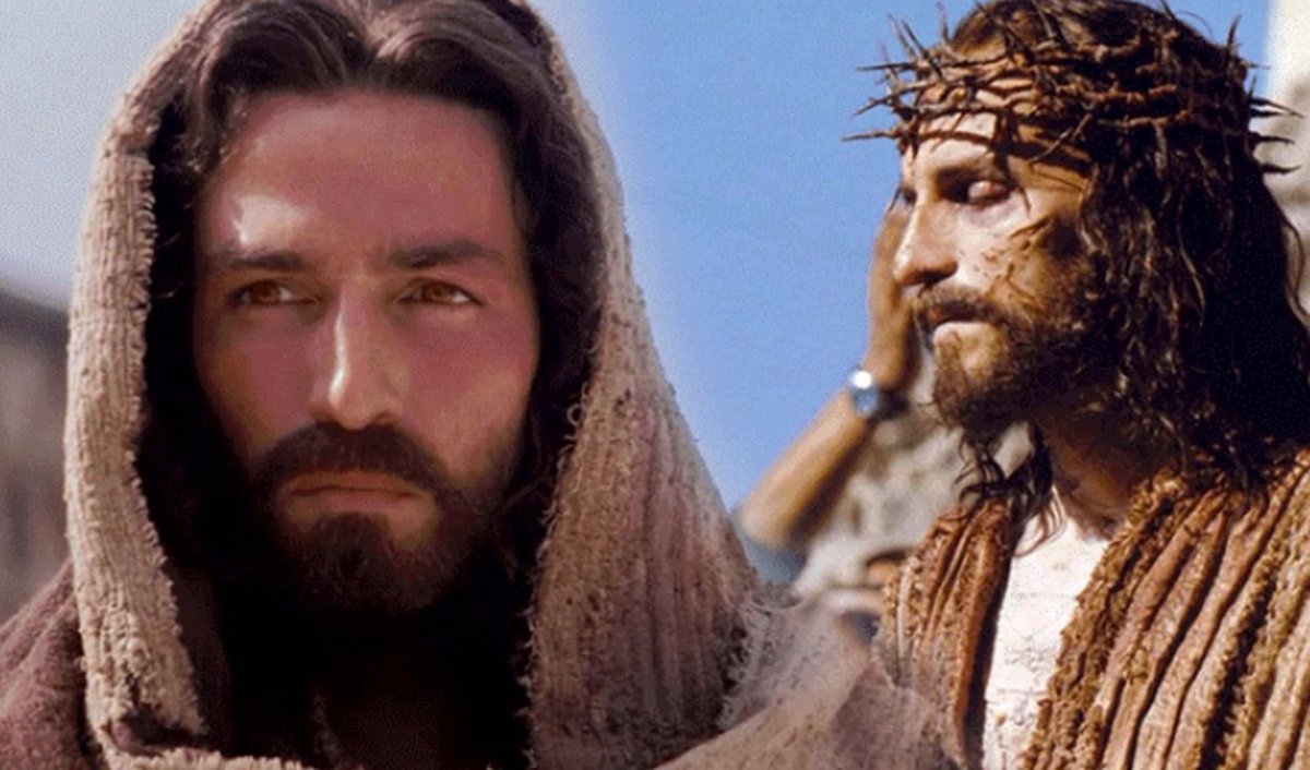 Como dijo Caviezel: “Las películas que hacen son las de los cómics de Marvel. Verán a Superman, pero no a Jesús. Yo tuve la oportunidad de interpretar al mayor superhéroe que jamás ha habido".

Que más da. La Pasión de Cristo está ahí. Cada quien es libre de aceptarla, de