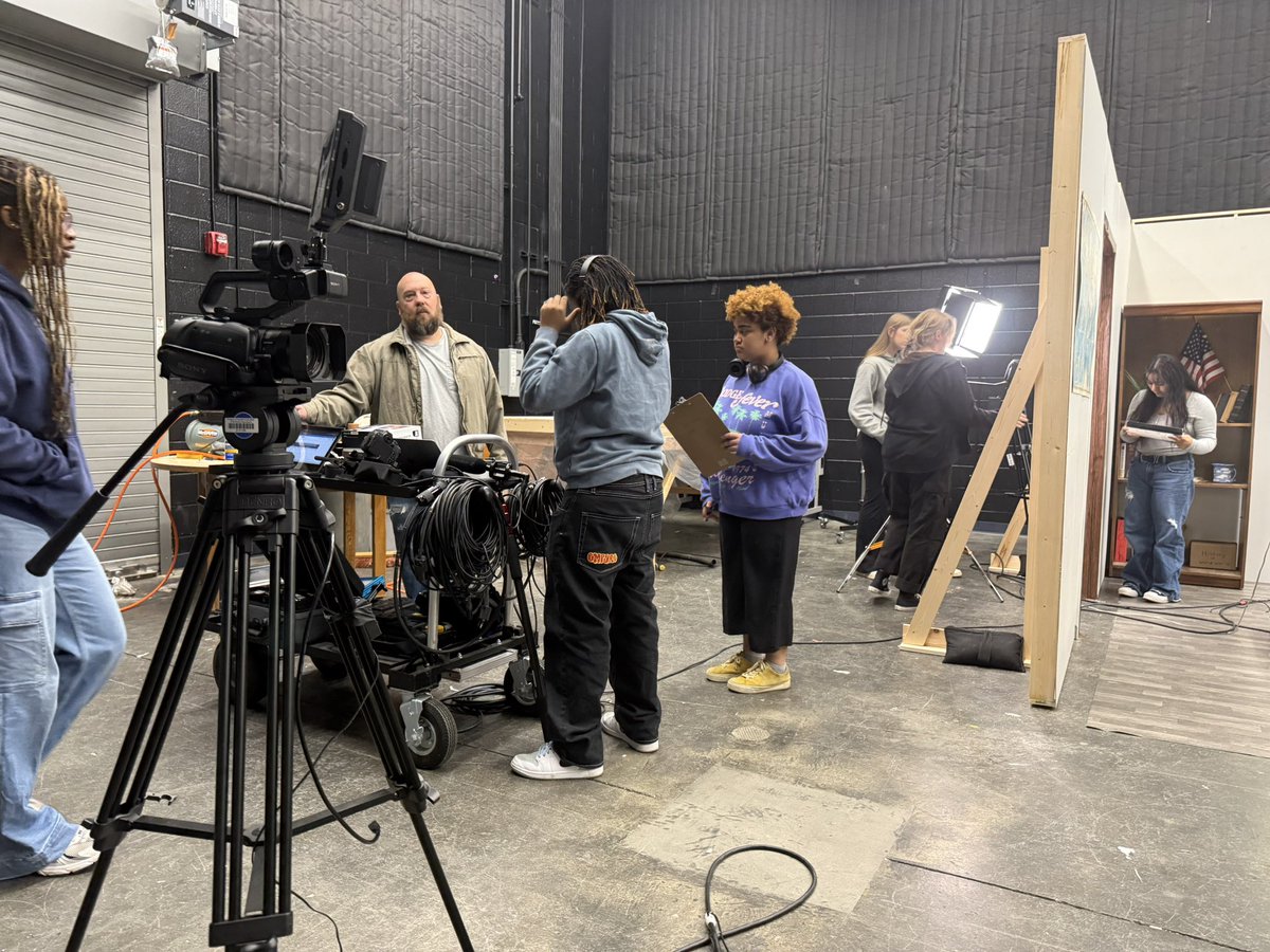 Tosha Oliver (@troliveredu) on Twitter photo Lights, Camera, Action! 🎥🎬🎞️<a href="/SCHS_Patriots/">Sandy Creek High School</a> Film students are creating their short films. These students write, direct, act, and provide lighting and sound to make these productions come to life! So proud of our industry ready scholars! ❤️🤍💙 Lights, Camera, Action! 🎥🎬🎞️<a href="/SCHS_Patriots/">Sandy Creek High School</a> Film students are creating their short films. These students write, direct, act, and provide lighting and sound to make these productions come to life! So proud of our industry ready scholars! ❤️🤍💙