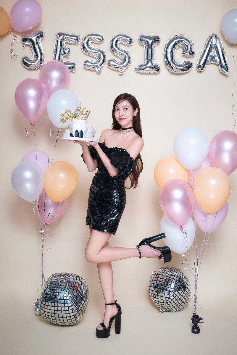 n년전 오늘의 제시카 tweet media