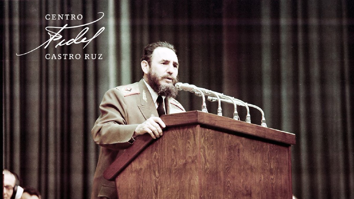 #Fidel:"Si nuestros cuadros del #Partido, a sus condiciones de dirigente, a su pasión por la #Revolución, a su conciencia revolucionaria unen una fuerte preparación técnica, ¡ah!, entonces podrán hacer mucho, podrán prestarle al país valiosísimos servicios (...)".