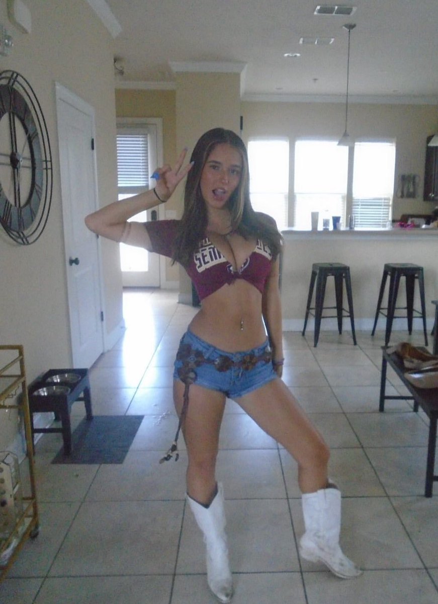 Campus_Cuties's tweet photo. Sam Dubner | Florida State ❤️ https://t.co/G45fRy2Yb2