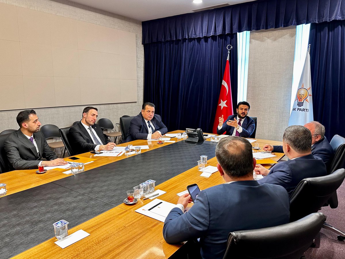 tarikkuyrukcu's tweet photo. AK Parti Genel Merkez Teşkilat Başkan Yardımcımz Sn Kurtcan Çelebi’nin önerisi ve Teşkilat Başkanımız Sn Ahmet Büyükgümüş’ün oluruyla Kuzeydoğu Anadolu Bölgesi İl Kordinatörü olarak atanmış bulunmaktayım

Rabbim hayırlı hizmetler yapmayı nasip etsin
@abuyukgumus 
@kurtcancelebi https://t.co/UQneNO4gLl