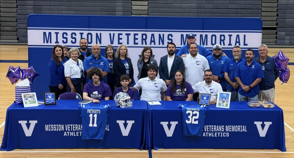 We are all excited about Bryan Cantu signing today to play college football at Nelson University!!! We are looking forward to Bryan continuing to excel on the football field at the next level…AND he will be working on getting that college degree!!!
#blueVlife