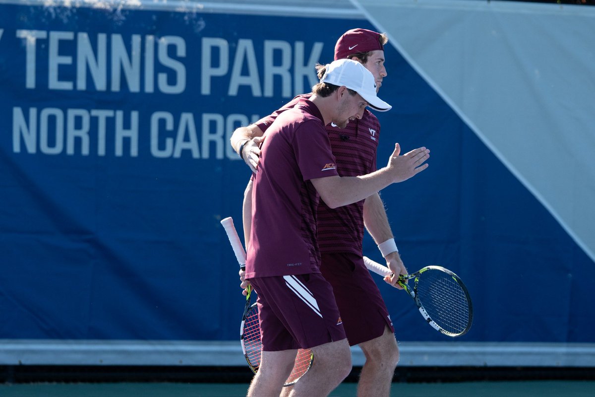 HokiesMTennis's tweet image. Proud of the fight this team showed in Cary yesterday π§‘