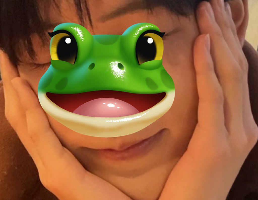 神君臨👍🐸