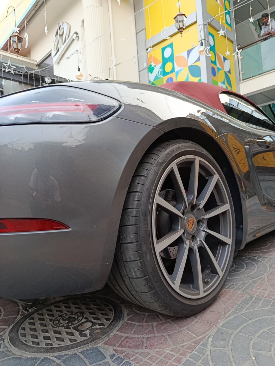 ArtsRozen's tweet photo. Spotted this sleeck 718 boxter at sao paulo. https://t.co/NoVMYyZERd