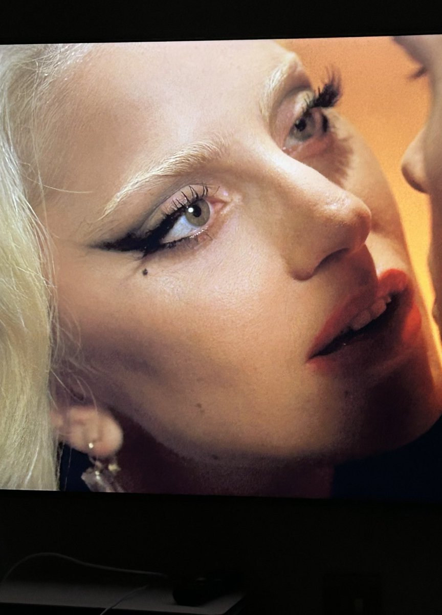 lady gaga supreme tweet media