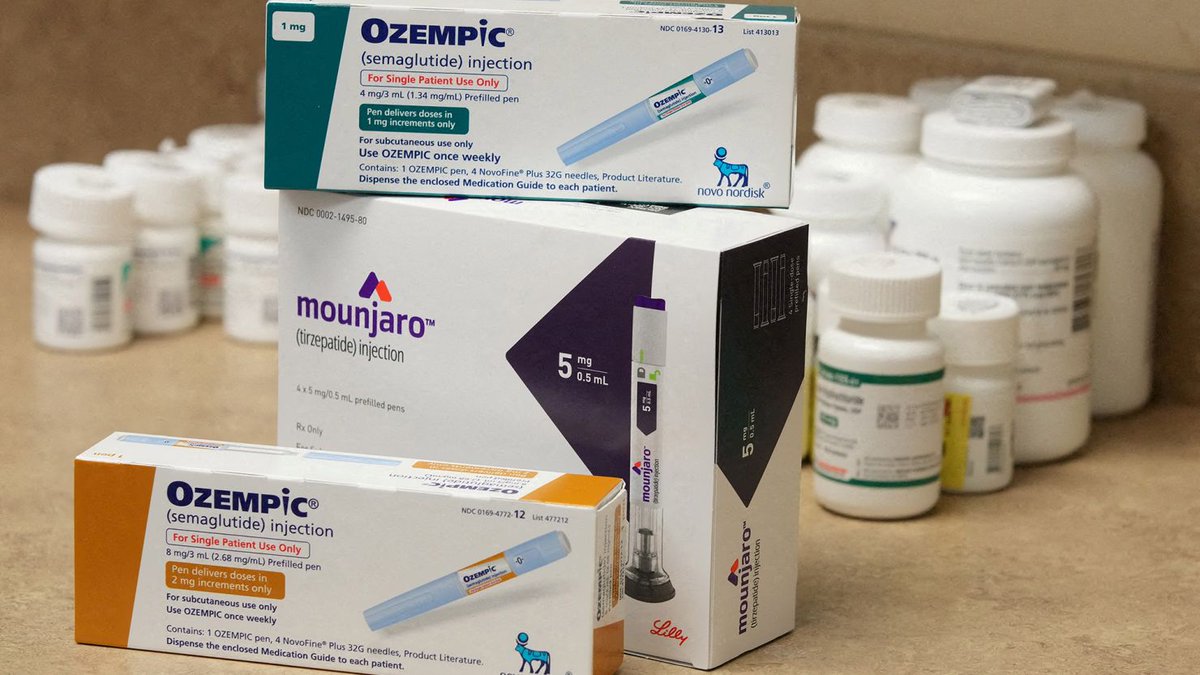 Landmarkmeds's tweet photo. 💊 Curious about Ozempic, Wegovy, or Mounjaro? Prescription weight loss meds are changing the game in 2025.

Read More https://t.co/XSegD6AgDV

#WeightLoss #Ozempic #Wegovy #Mounjaro #GLP1 #ObesityTreatment #Pharmacy #HealthTips #PrescriptionMeds #WeightLossJourney https://t.co/2sC9QqTo8q