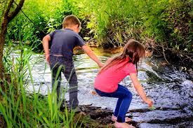 LeeHeffner5's tweet photo. #Amatory Last day of school, we decided to walk through the park. A tinkling stream drew us. The water was pure, cold, &amp; splashy. Drenched in under 15 minutes we embraced with the joy of pure silliness on the 1st step of a soul's journey. #Prompts https://t.co/3F4Vmvhv8H