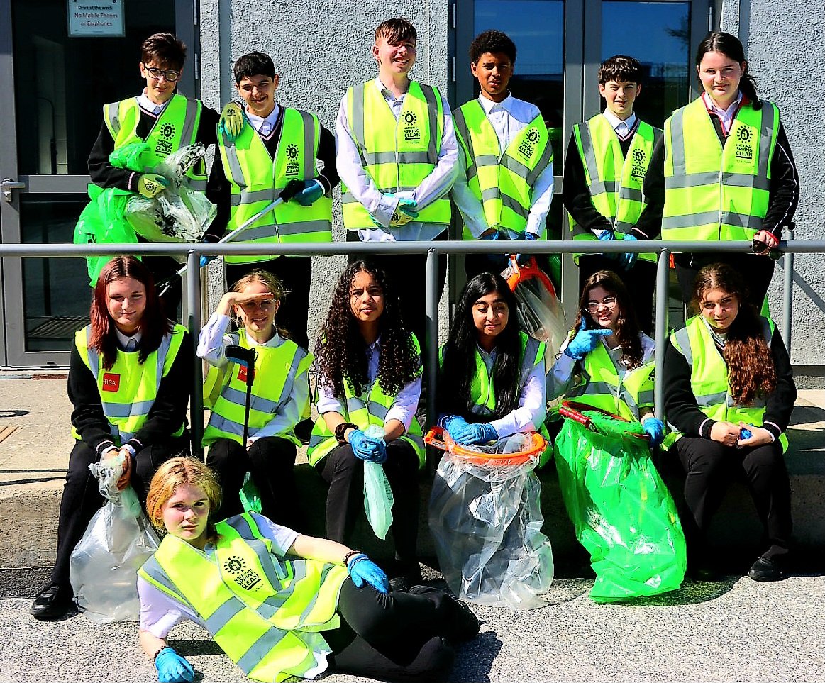 Ennis Community College (@enniscc) on Twitter photo 🌿Our Green School Committee is doing AMAZING work! From recycling initiatives to energy-saving projects, their dedication to sustainability is inspiring. We’re on track for our Green Flag proud of their hard work! 💚 #GreenSchools #SustainableFuture
<a href="/ClareCoCo/">Clare County Council</a>
<a href="/GreenSchoolsIre/">Green-Schools</a> 🌿Our Green School Committee is doing AMAZING work! From recycling initiatives to energy-saving projects, their dedication to sustainability is inspiring. We’re on track for our Green Flag proud of their hard work! 💚 #GreenSchools #SustainableFuture
<a href="/ClareCoCo/">Clare County Council</a>
<a href="/GreenSchoolsIre/">Green-Schools</a>