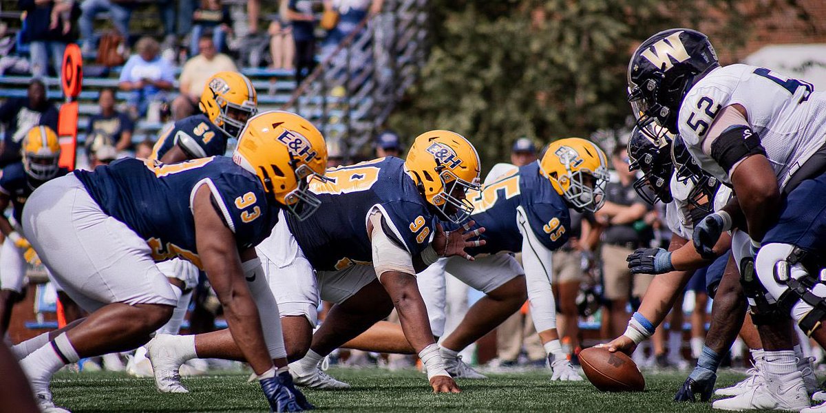Appreciate <a href="/CoachCoe_/">Parker Coe</a> with <a href="/EmoryHenry_FB/">E&H Football</a> stopping by today to check out our guys!!!