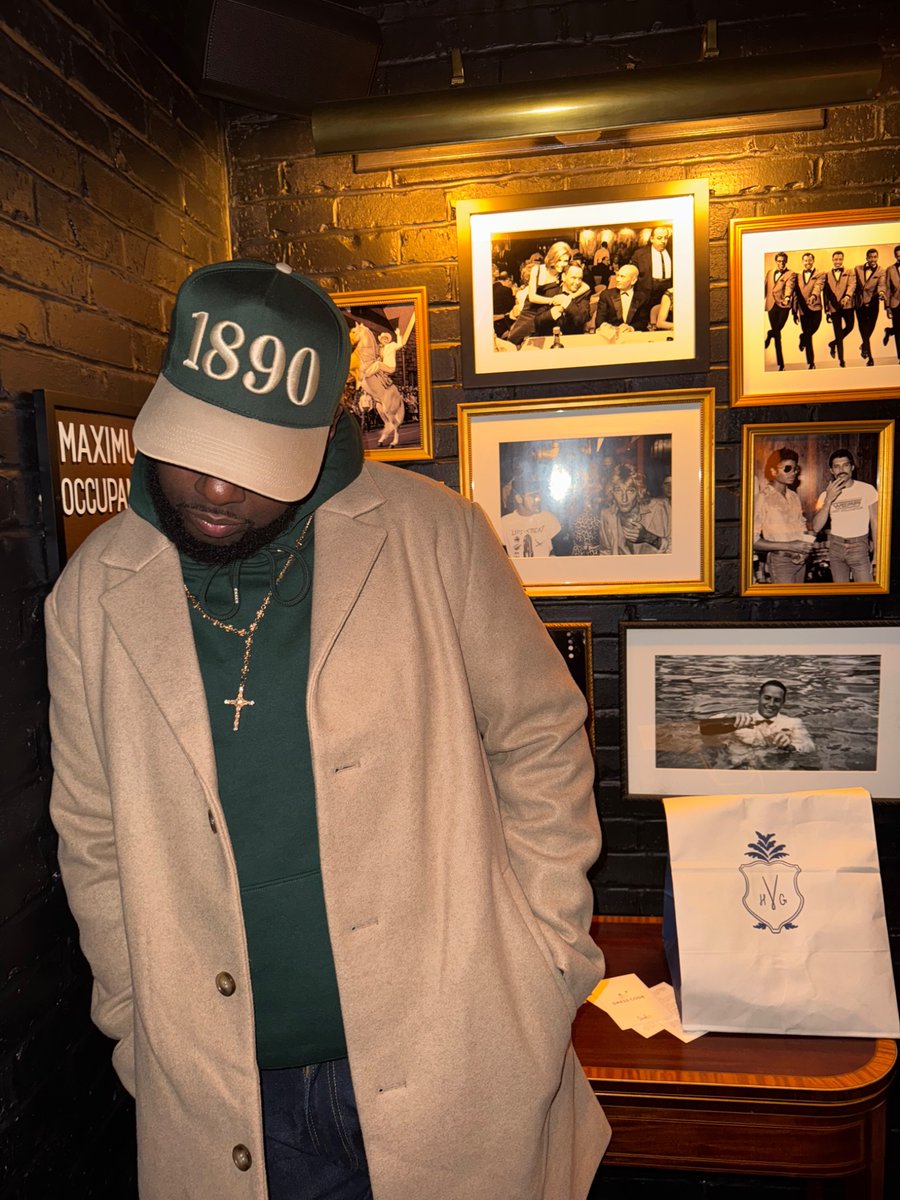 Sauce_Bryant's tweet photo. Life https://t.co/sKXwO1IJkc