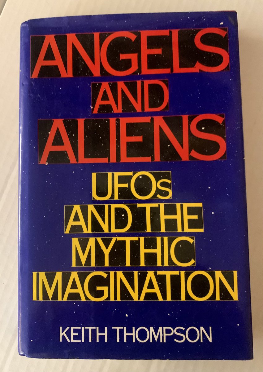 MHuntington7's tweet photo. Scored this gem from 1991 for the research library! ποΈπΈπ½πͺ½ #UFOs #AngelsAliensUFOs #UFOX #UFOBook #UFOLibrary #UFOCulture #UFOHistory #Ufology #StudyUFOs π https://t.co/uG6qzSYF1C