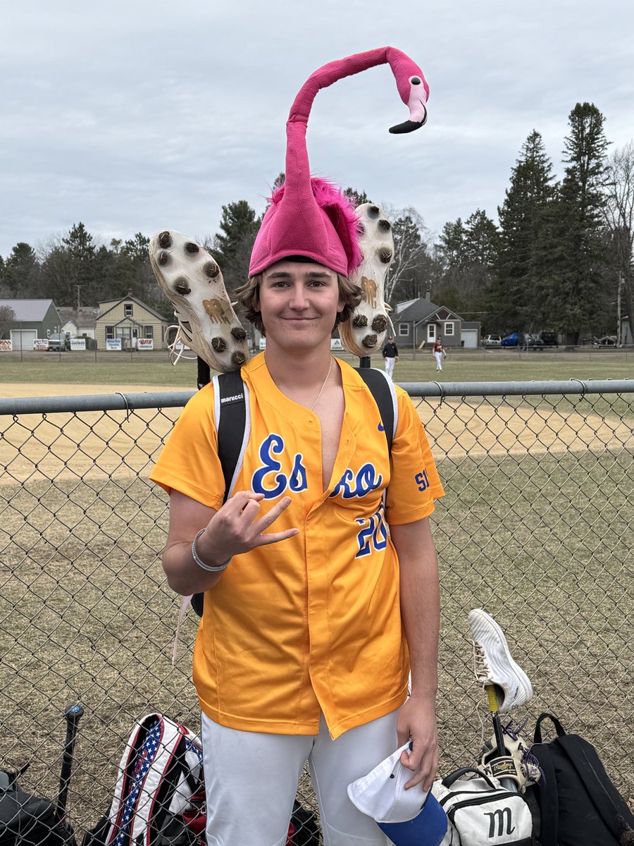 Won the front and back of a double dip today against section and Polar League foes Two Harbors and MLWR. 
4-1 on the year. Big week next week with 4 games on the slate. 
#77KK?