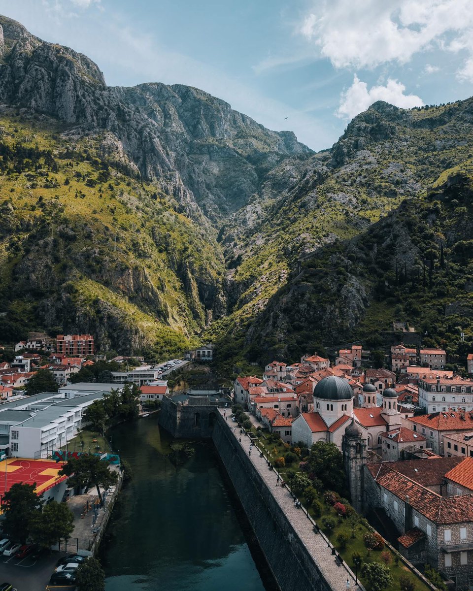 Kotor - Montenegro 🇲🇪 

#QuintaAmigosDaLiga