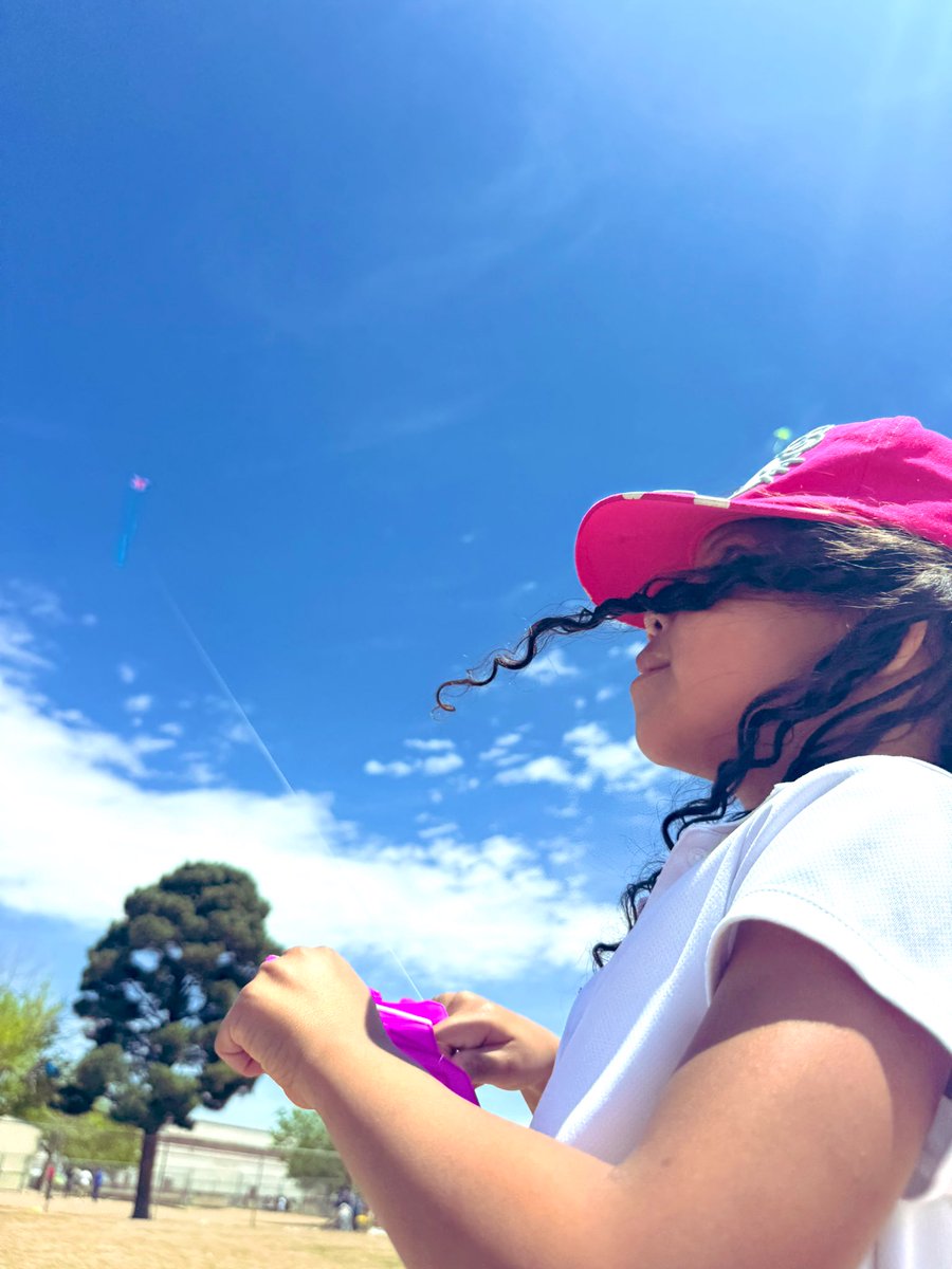 Angie Peña tweet media