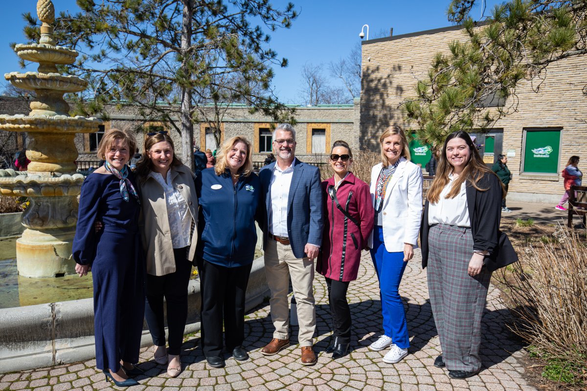 Buffalo Zoo tweet media