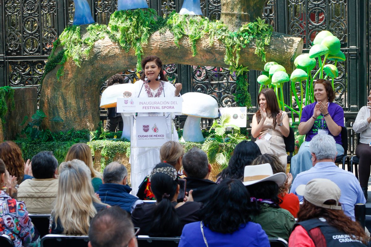 ClaraBrugadaM's tweet image. Inauguramos el @BosqueFest Spora 2025 que contará con más de 200 actividades gratuitas del 17 al 27 de abril. Esta cuarta edición está dedicada a los hongos y su papel esencial en la vida. Reconocemos el esfuerzo del sector público y de la iniciativa privada que ha hecho posible…