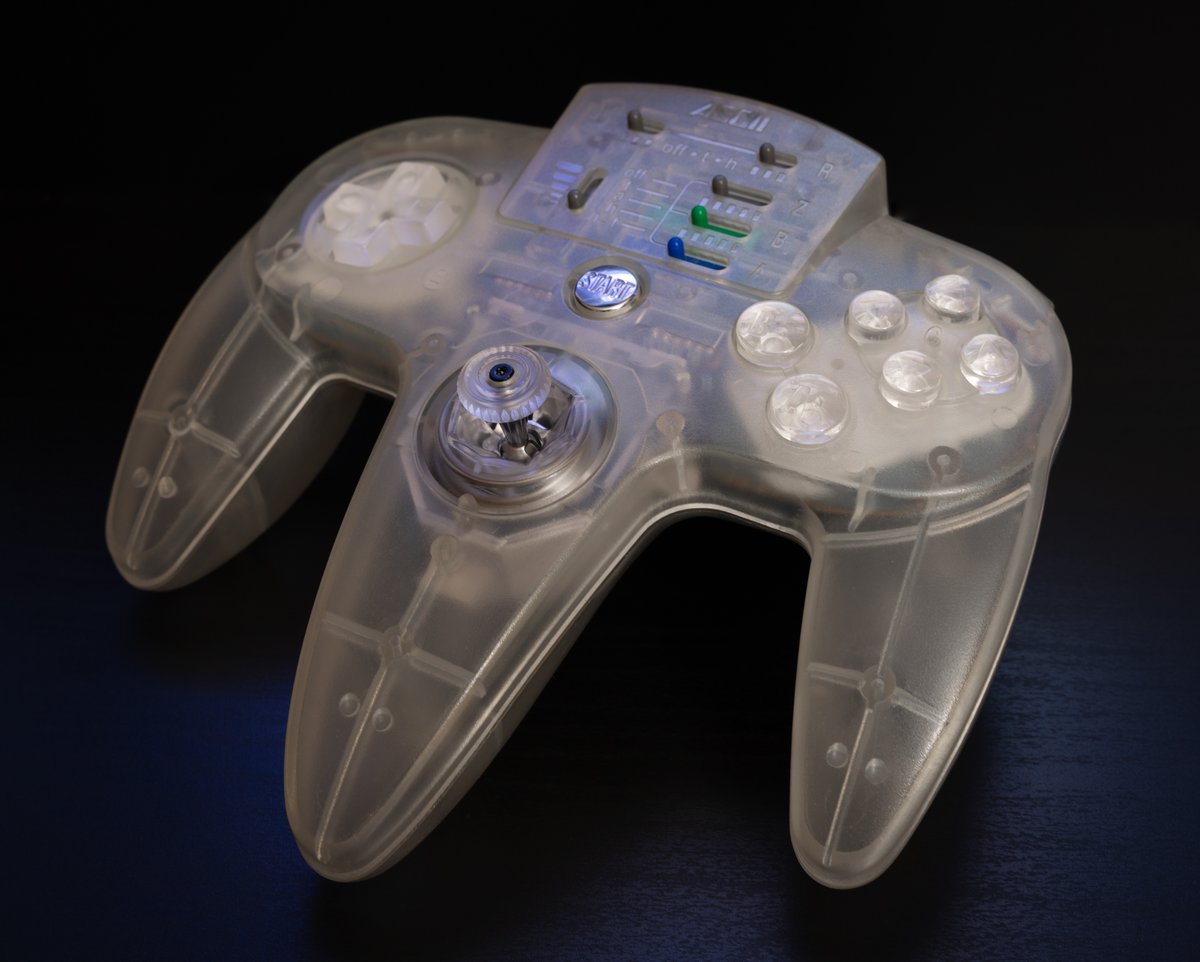 gamrjerome's tweet photo. My Project Renaissance #n64 controller build #retrogaming
ASCII Clear Controller
@ALinkToTao TaoStyx64 V4 OEM Pro Stick
@RockerGameMod Clear gate, Cap and Bowl
@drumstix576 Clear Buttons
#SS64 Start Button
White Pads https://t.co/U9KtyfPHRs