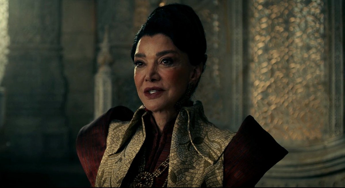 Mierin_Therin's tweet photo. Elaida Sedai in Wheel of Time Season 3 Episode 8
#WheelOfTimeSeason3 #wot #wheeloftime #TheWheelOfTime #TheWheelOfTimeSeason3Finale #elaida #show #wheeloftimespoilers https://t.co/4umU0YApDi