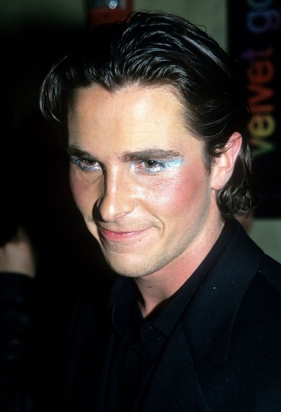 TheCinesthetic's tweet photo. Christian Bale at the Velvet Goldmine premiere in NYC, 1998. https://t.co/hSIA3SIJwp