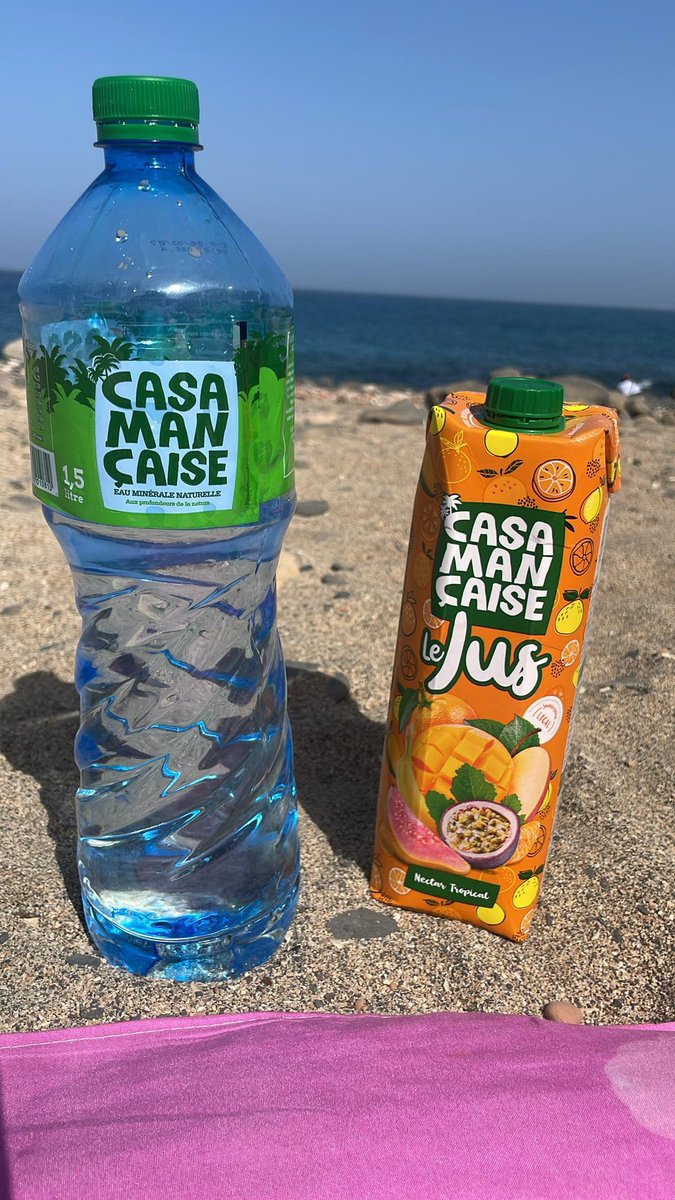 challowaidi's tweet photo. Tampico lay saf si mane. Mais l’eau c’est la vie 🤷🏽‍♀️😍 https://t.co/x1VIgblIW2
