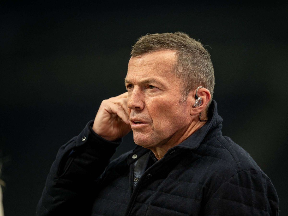 Lothar Matthäus: "No team in Europe is capable of replacing so many key [injured] players. Nevertheless, Bayern have shown that they are still one of the top teams in Europe. Players like Serge Gnabry and Kingsley Coman came off the bench. The squad isn't too weak, as has often