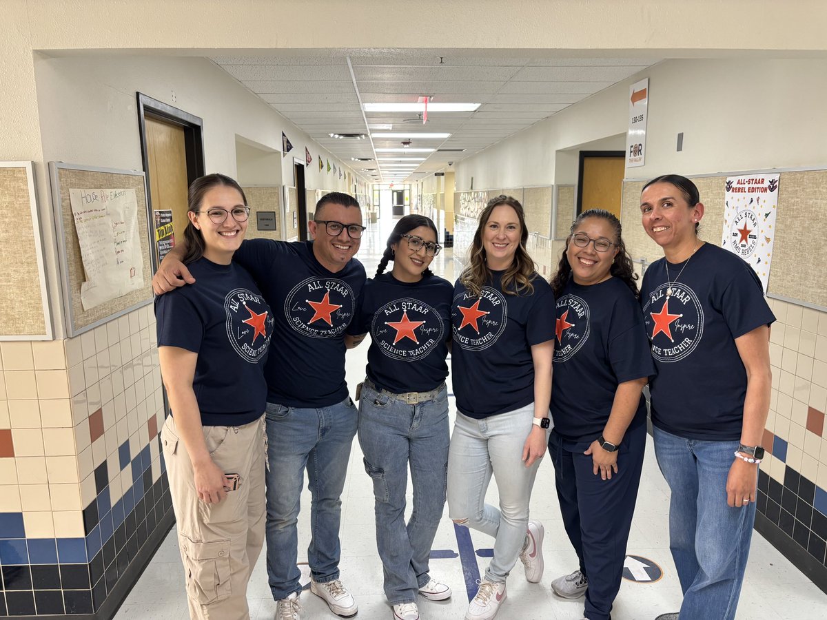 This team went all out FOR our Rebels!

#FORtheValley🧡💙