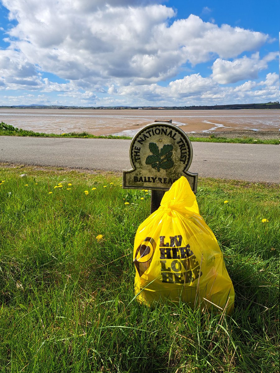 Karen Douglas tweet media