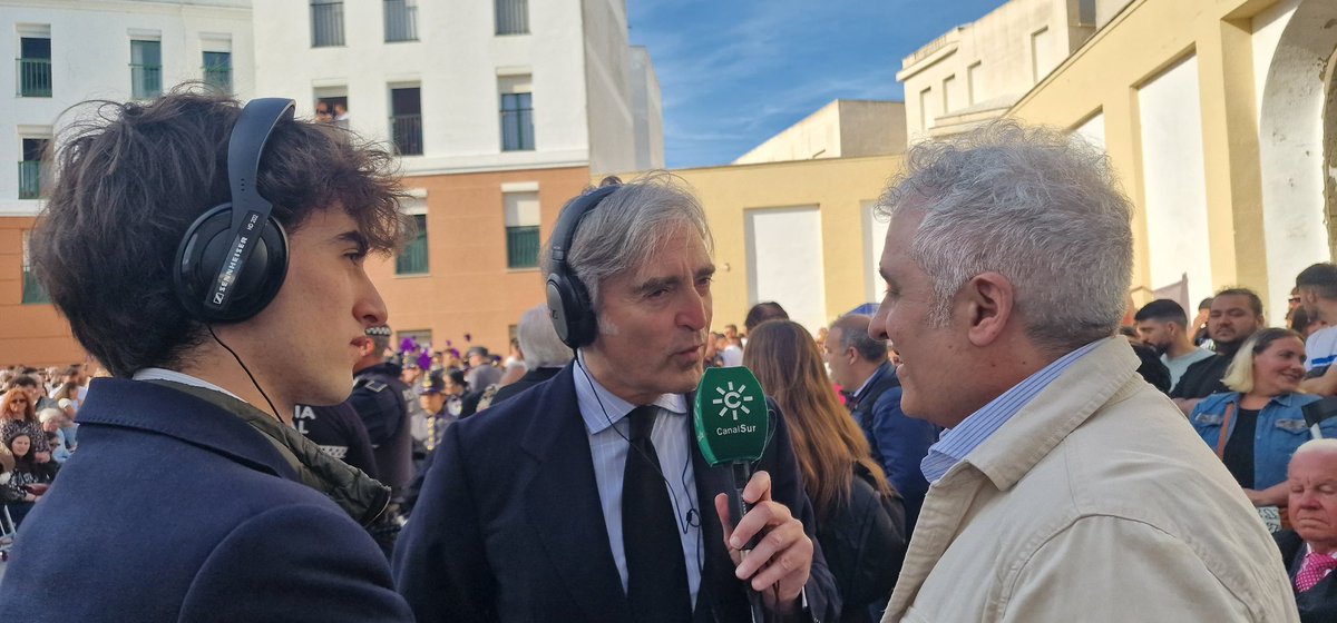 🔴🔴🔴 Manuel Ramos Corona, imaginero del Señor de la Oración en el Huerto, en la salida de <a href="/OracionCadiz/">Cofradía de la Oración en el Huerto (Cádiz)</a>