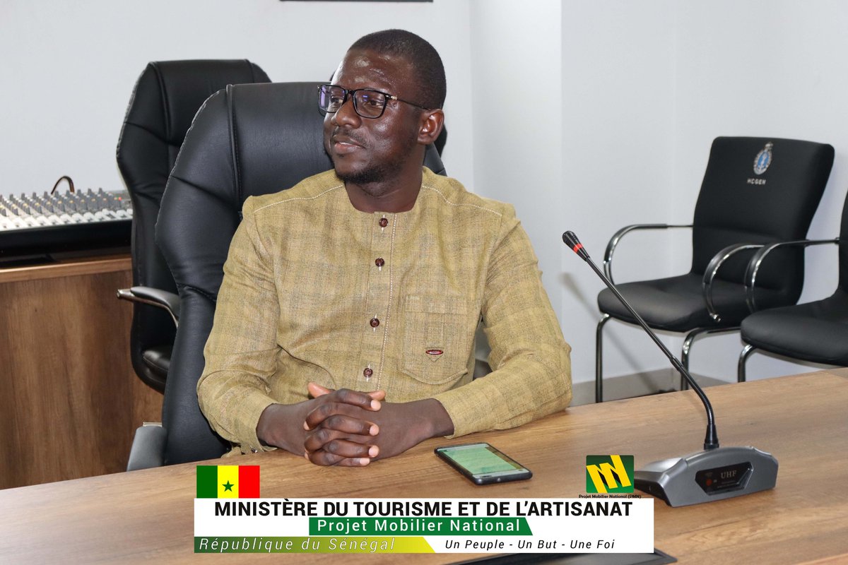 Projet Mobilier National tweet media