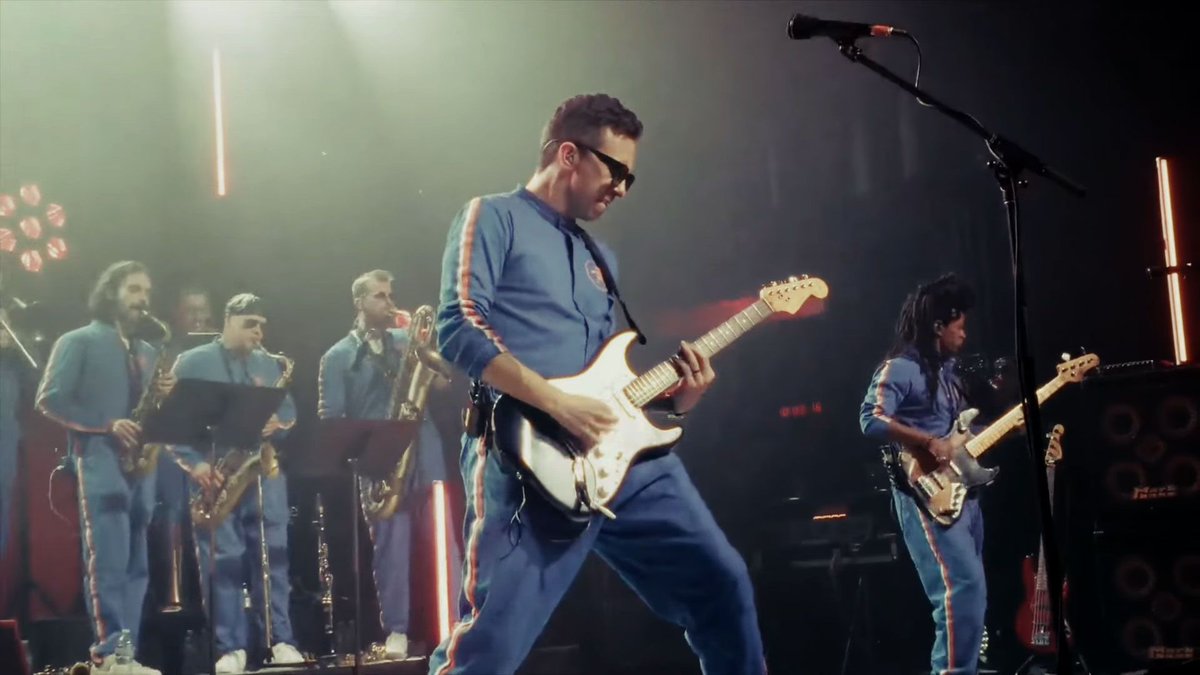 Watch Cory Wong, Mark Lettieri, and Yohannes Tona bring serious funk to a live take of “Gigantactis.” notreble.com/buzz/2025/04/1…