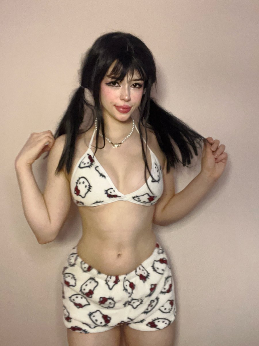 AvaPudding's tweet photo. Hello kitty 🐈⬛❤️🫶
#egirl #alt #altgirl #animegirl #viral #exsplore https://t.co/EcmB5kv0OP