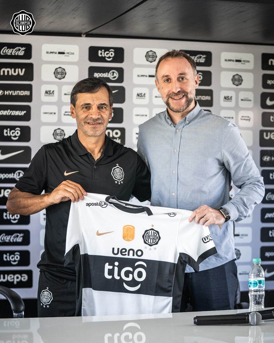 elClubOlimpia's tweet photo. 𝐃𝐨𝐧𝐝𝐞 𝐪𝐮𝐢𝐬𝐢𝐬𝐭𝐞 𝐞𝐬𝐭𝐚𝐫, 𝐏𝐫𝐨𝐟𝐞.

📸 Presentación oficial de Fabián Daniel Bustos como nuevo estratega del plantel principal.

¡Vamos todos juntos! 💪🏻🤍🖤🤍 https://t.co/X5YK1K7uTt