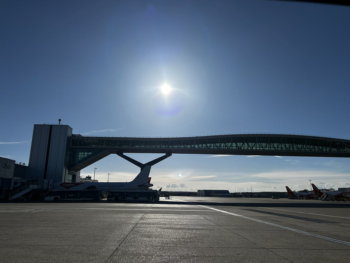 Robreferee's tweet image. Woohoo the sun is out.