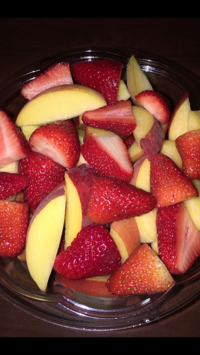 If summer had a flavor… this would be it 💥🍓 #diet #Health #LetsTalk #TrendingNow