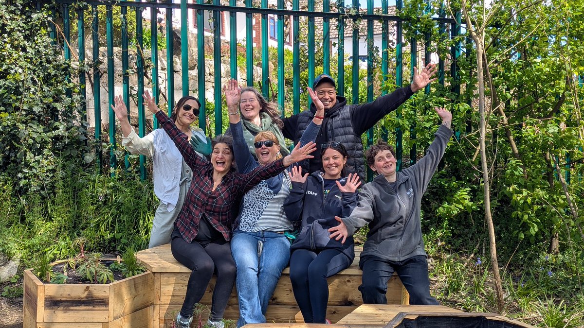 Greater Manchester Environment Fund (@gmenvfund) on Twitter photo The sun is back! π And we've had a fantastic day with <a href="/NCareCharity/">NorthCare Charity π</a>, <a href="/RHSBridgewater/">RHS Bridgewater</a> and <a href="/kiergroup/">Kier Group</a>, planting up the Peace Garden at Fairfield Hospital.
This is part of the 'Rewilding Fairfield' #GreenSpacesFund project, which is revitalising the hospital's green areas π The sun is back! π And we've had a fantastic day with <a href="/NCareCharity/">NorthCare Charity π</a>, <a href="/RHSBridgewater/">RHS Bridgewater</a> and <a href="/kiergroup/">Kier Group</a>, planting up the Peace Garden at Fairfield Hospital.
This is part of the 'Rewilding Fairfield' #GreenSpacesFund project, which is revitalising the hospital's green areas π