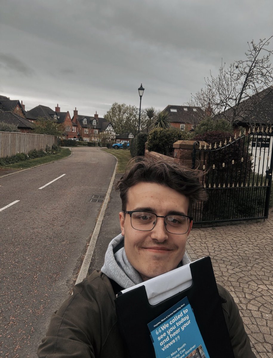 Quality time spent chatting with the kind folk of my Ward today—great conversations, warm welcomes, and even invited in for tea, coffee, and a sandwich!
Not a bad barometer for a successful session…