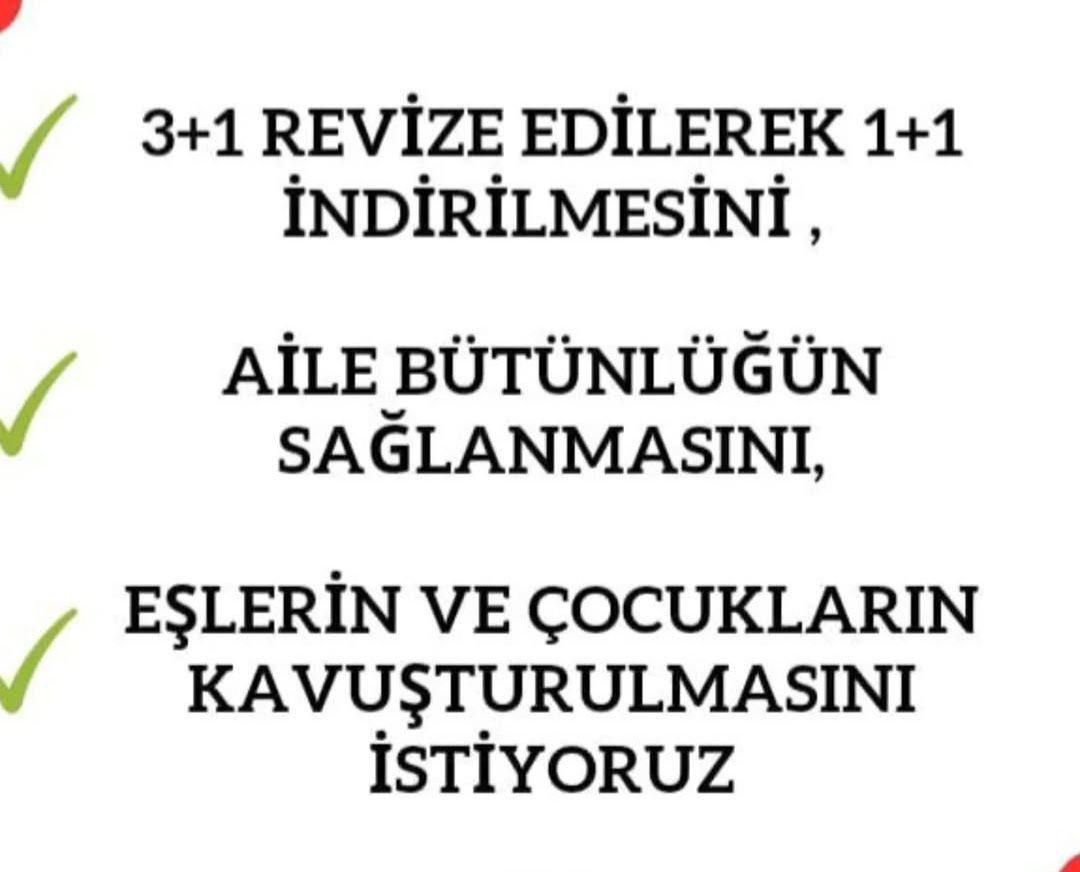 Aile bütünlüğü bozulmasın istiyoruz.

#BirArtiBirAileYiliOlsn
<a href="/tcbestepe/">T.C. Cumhurbaşkanlığı</a> 
<a href="/RTErdogan/">Recep Tayyip Erdoğan</a> 
<a href="/dbdevletbahceli/">Devlet Bahçeli</a> 
<a href="/eczozgurozel/">Özgür Özel</a> 
<a href="/MDervisogluTR/">Müsavat Dervişoğlu</a> 
<a href="/yavuzagiraliog/">Yavuz Ağıralioğlu</a>