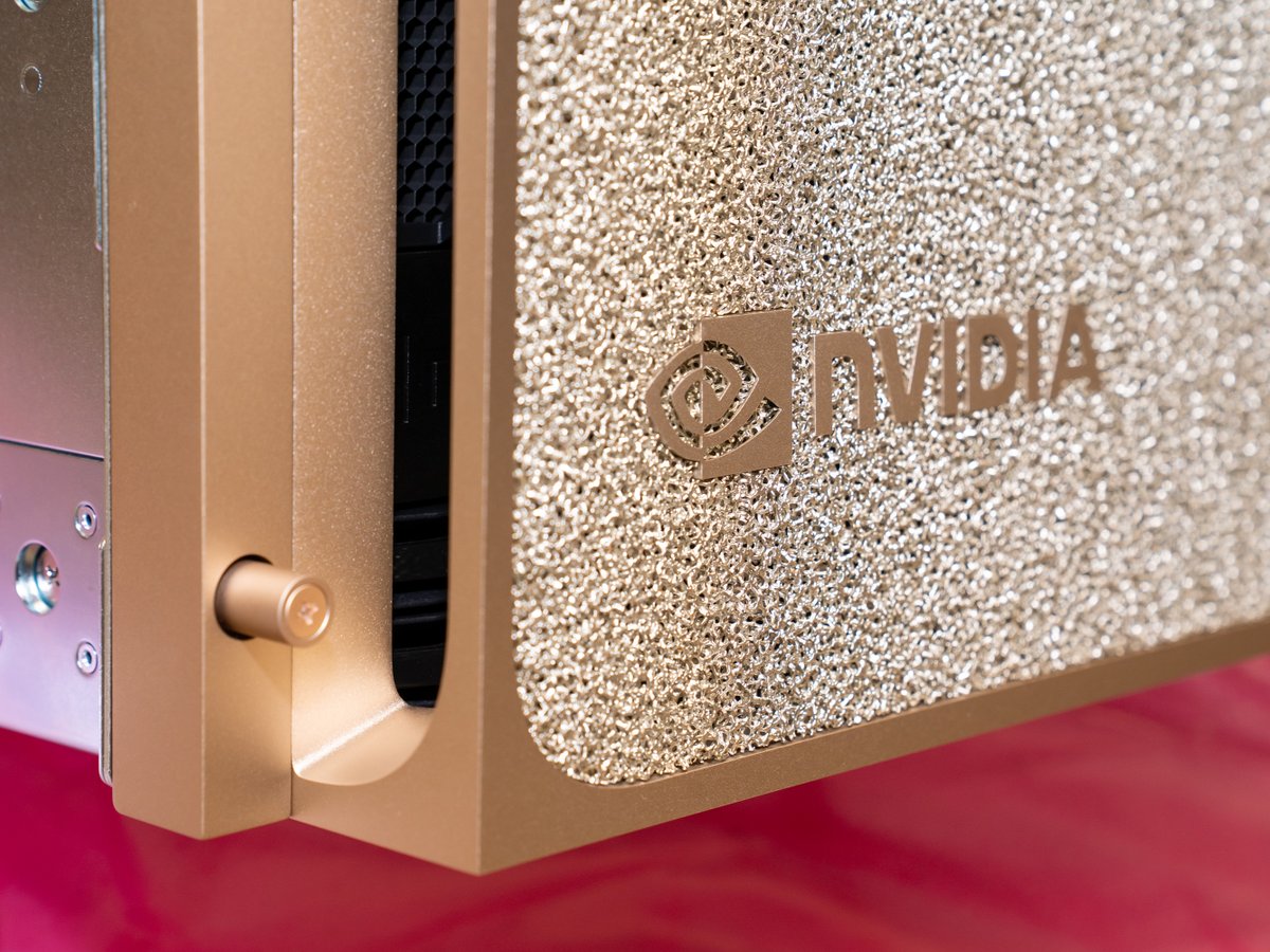 CMU School of Computer Science (@scsatcmu) on Twitter photo Huge thank you to <a href="/NVIDIADC/">NVIDIA Data Center</a> for gifting a brand new #NVIDIADGX B200 to CMU’s Catalyst Research Group! This AI supercomputing system will afford Catalyst the ability to run and test their work on a world-class unified AI platform. Huge thank you to <a href="/NVIDIADC/">NVIDIA Data Center</a> for gifting a brand new #NVIDIADGX B200 to CMU’s Catalyst Research Group! This AI supercomputing system will afford Catalyst the ability to run and test their work on a world-class unified AI platform.
