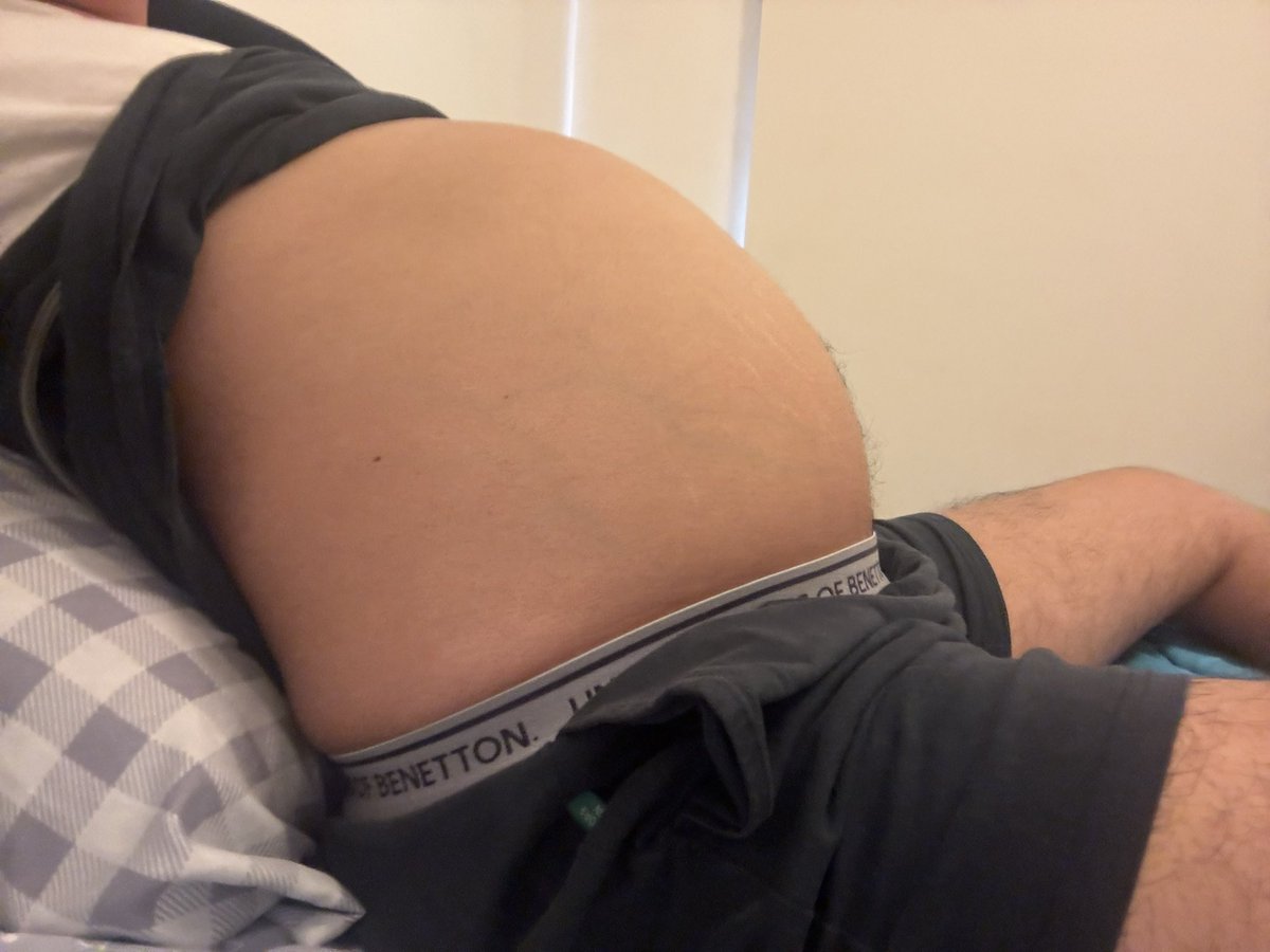 pumped_boy's tweet photo. Enjoying my inflated belly 🫃🏻 https://t.co/HOEIhIpkxI